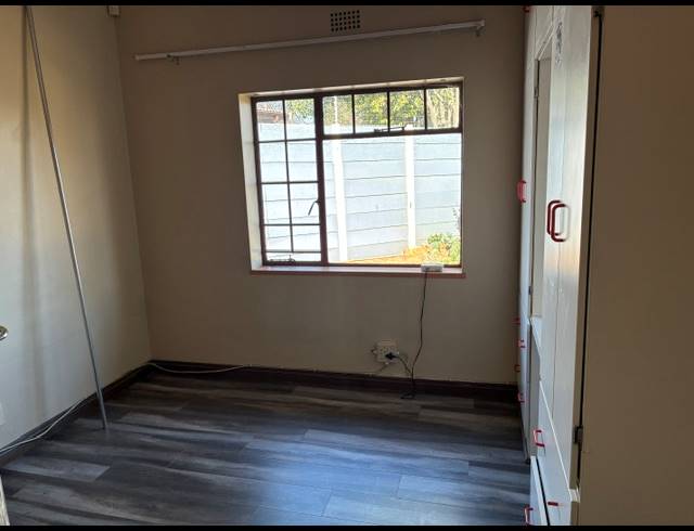 5 BEDROOM HOUSE FOR SALE IN HURLYVALE